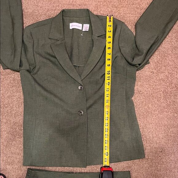 Alfred Dunner Green Pencil Skirt Suit - Picture 9 of 9